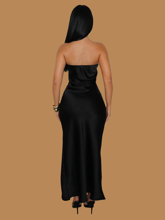 STRAPLESS SATIN MIDI DRESS