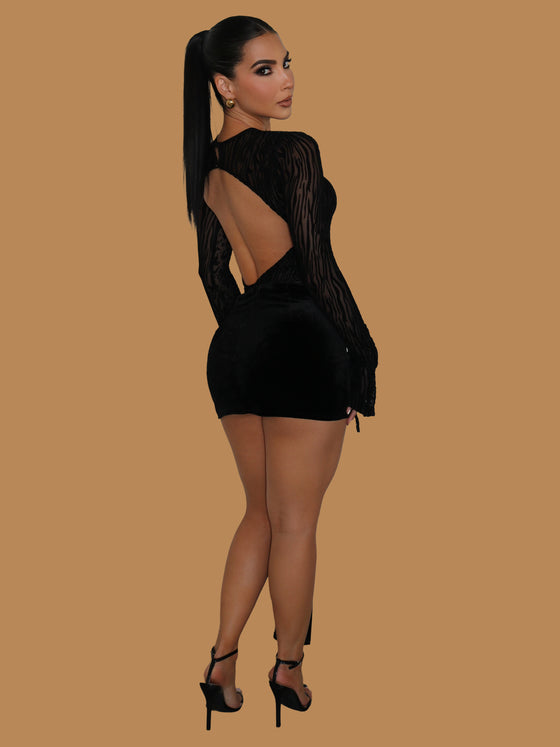 VELVET TIE FRONT MINI SKIRT