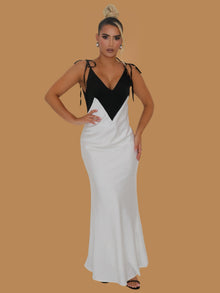  B&W SILKY V CUT MAXI DRESS